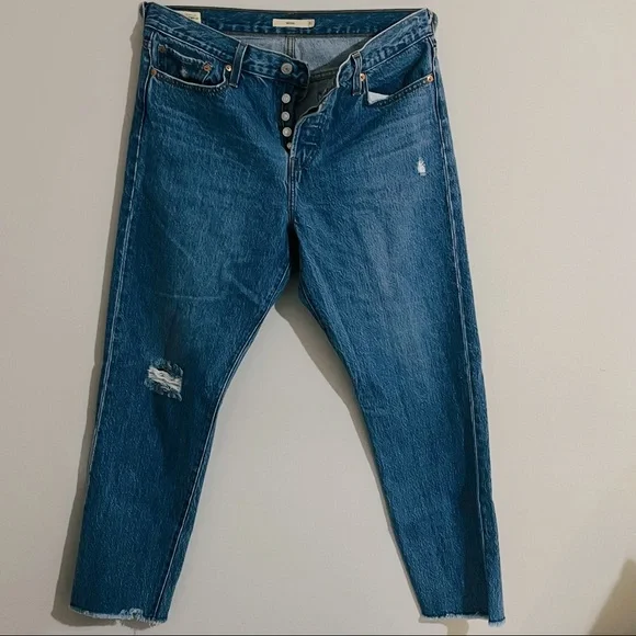 Levi’s Wedgie Fit Ankle Jeans 31x28 - Picture 2 of 3